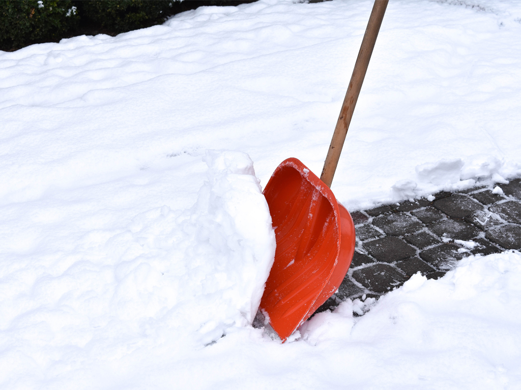 Déneigement de toiture SaintFélixdeValois